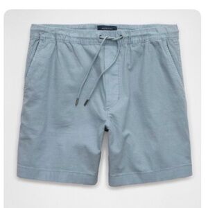 American Eagle 7” Flex Lived In Trekker Short
